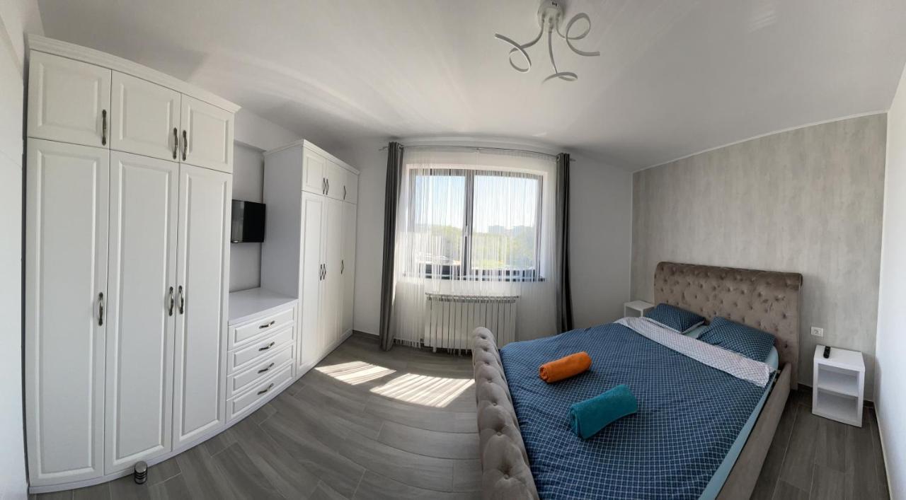 Ls Lake Apartment Mamaia Nord นาโวดาริ ภายนอก รูปภาพ